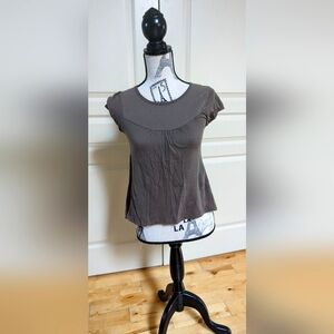 Urban Behavior Grey Women's Tshirt - Ladies size Medium